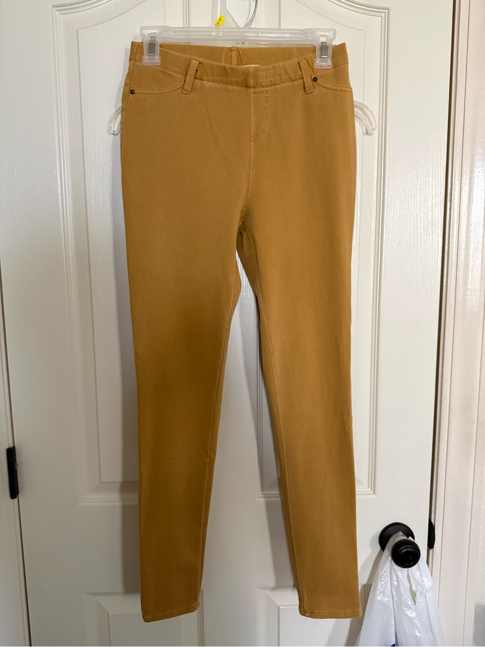 Faded Glory Skinny Jeans in Camel Brown